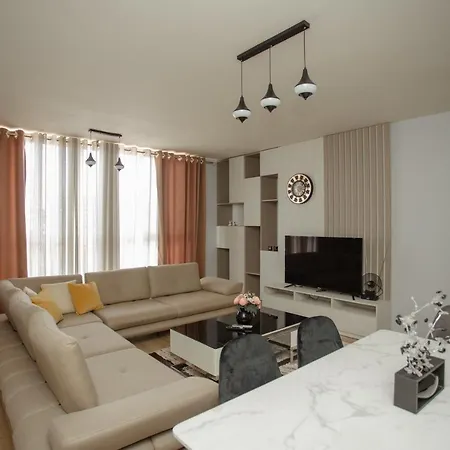Apartment Center Scutari *